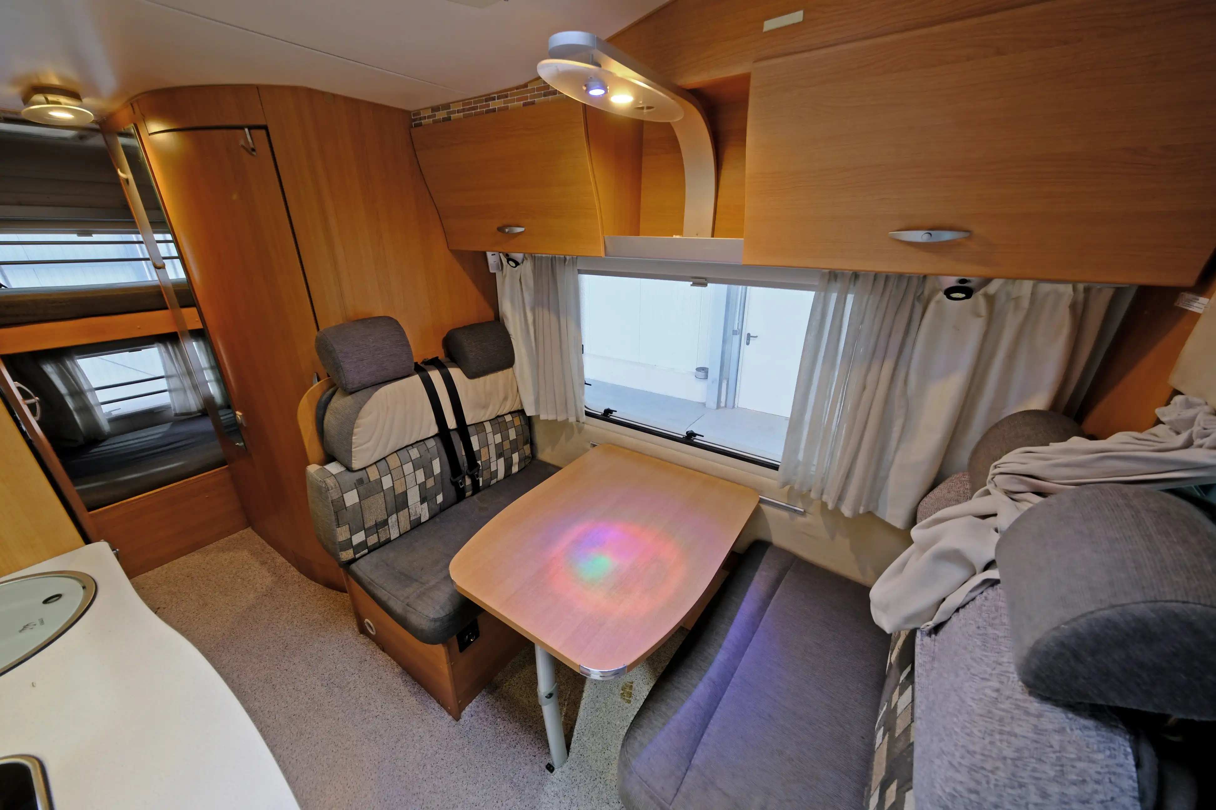 KNAUS SunTraveller 658 LG 
